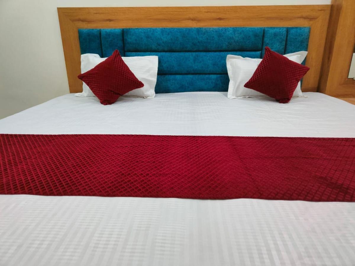 Hotel Raj - Near Railway Station Haridwār Dış mekan fotoğraf
